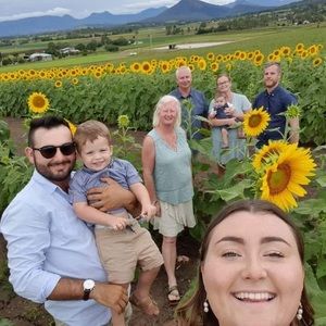 Meet your Posher, Tania